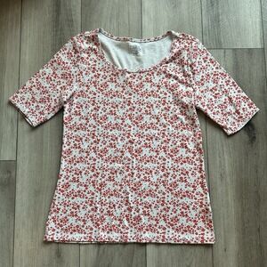 Time and True Women's T -Shirt Small White Red Floral Print